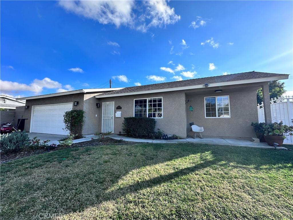 MLS #OC25280593 image #0