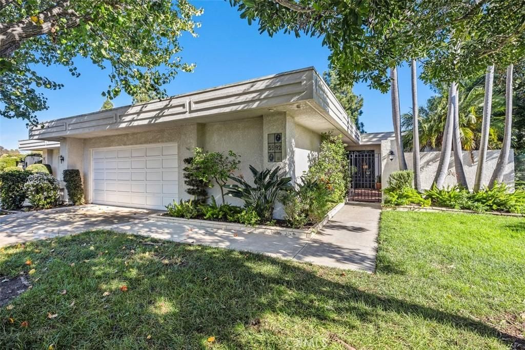 MLS #OC25280657 image #0