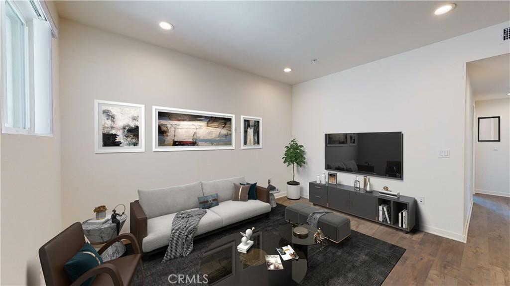 MLS #OC25280729 image #0