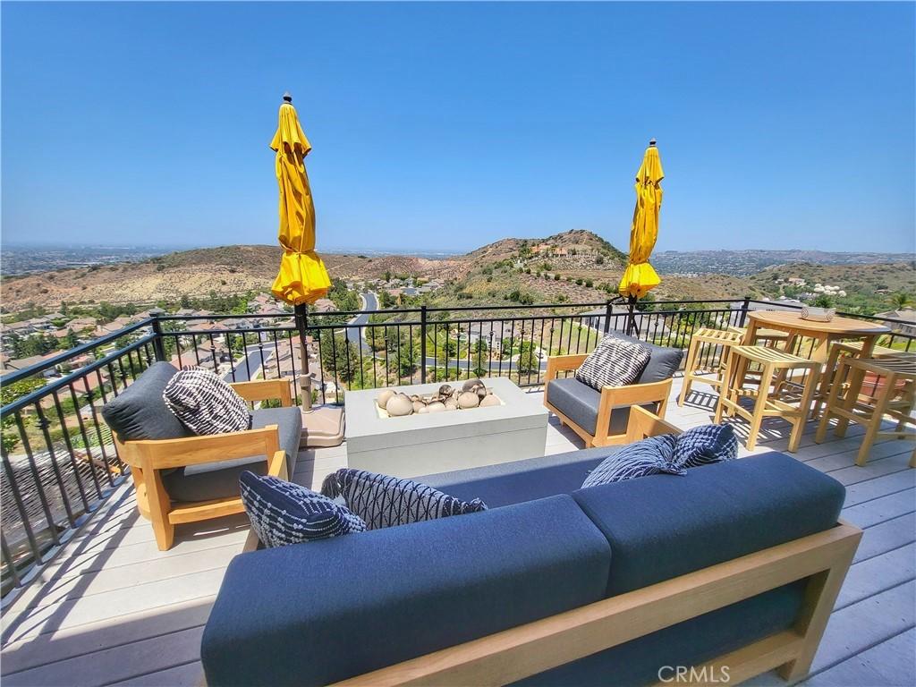 MLS #OC25280795 image #0