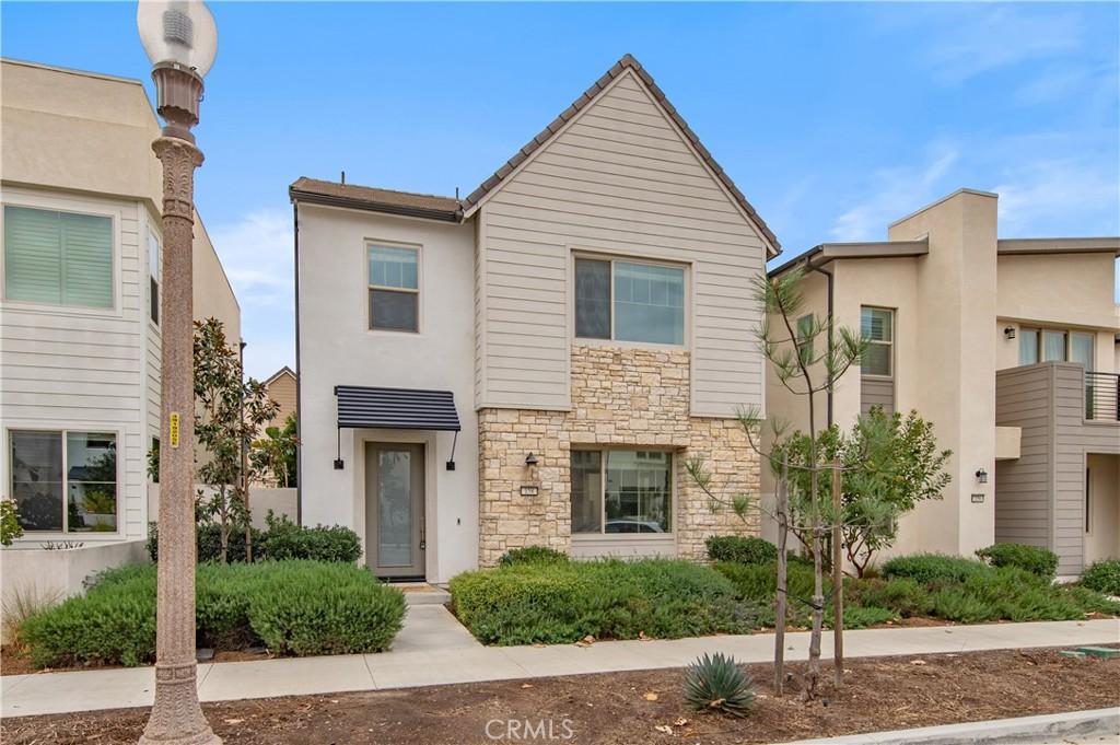 MLS #OC25280900 image #0