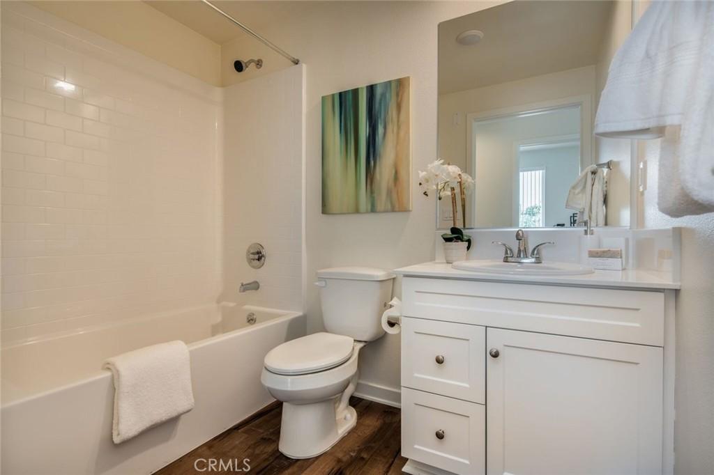 MLS #OC25280937 image #0