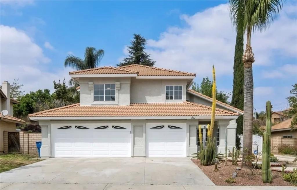 MLS #OC25281547 image #0