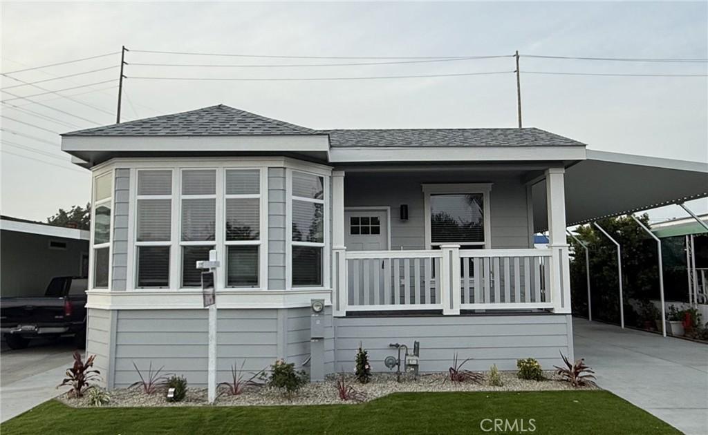 MLS #OC25281854 image #0