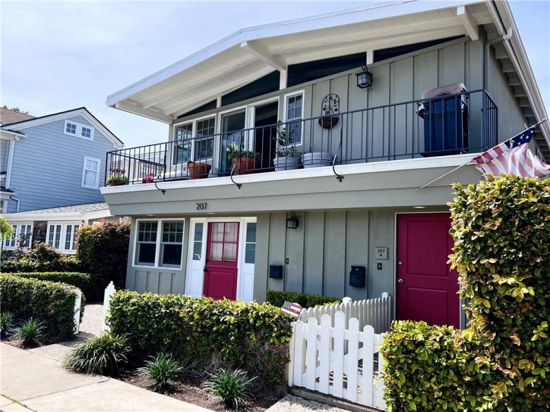 MLS #OC25282123 image #0