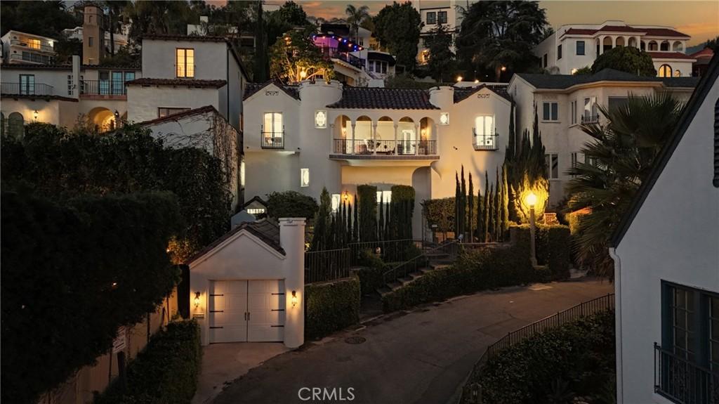 MLS #OC25282184 image #0