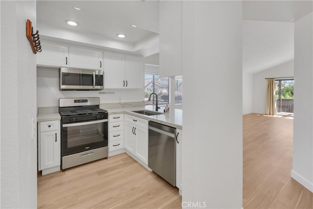 MLS #OC25282325 image #0