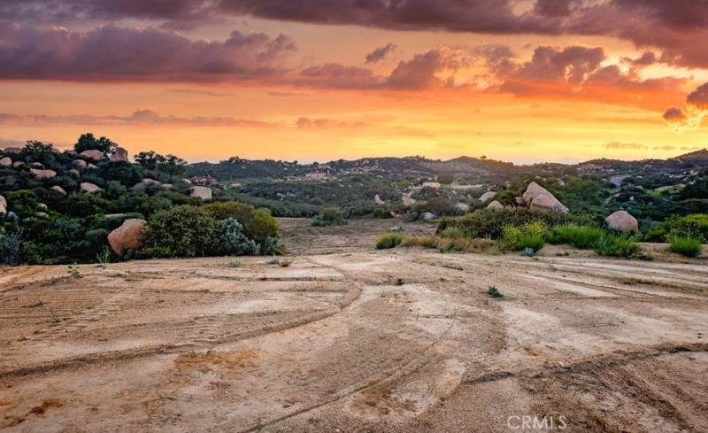 MLS #OC26000280 image #0