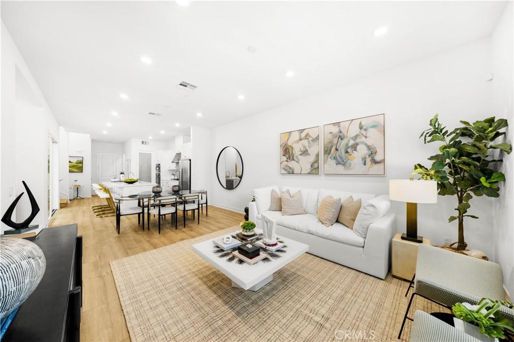 MLS #OC26000692 image #0