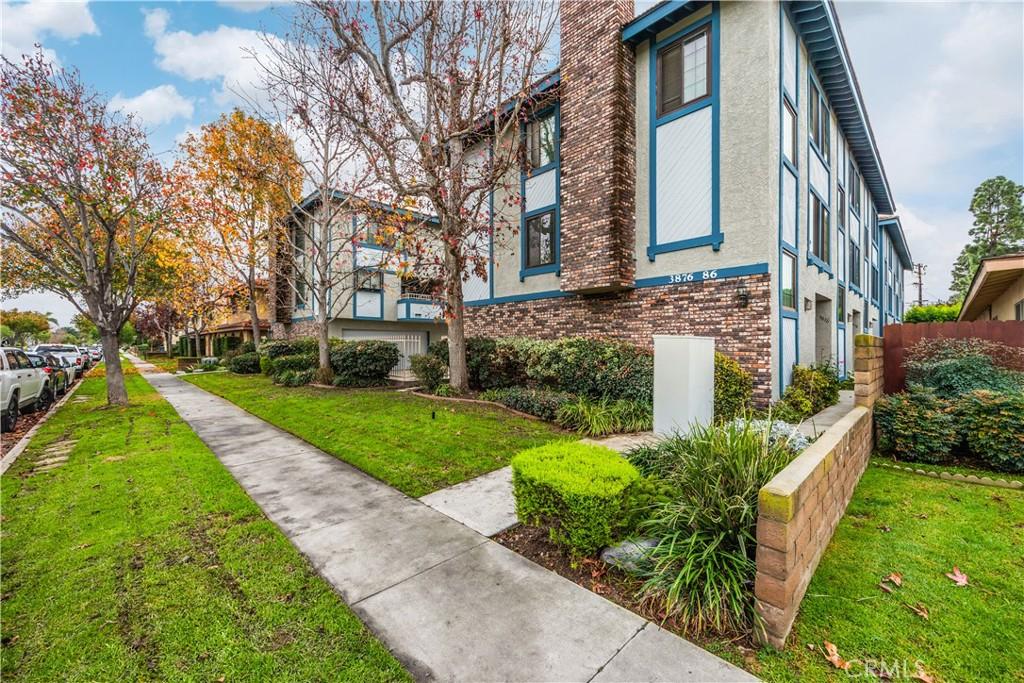 MLS #OC26000707 image #0