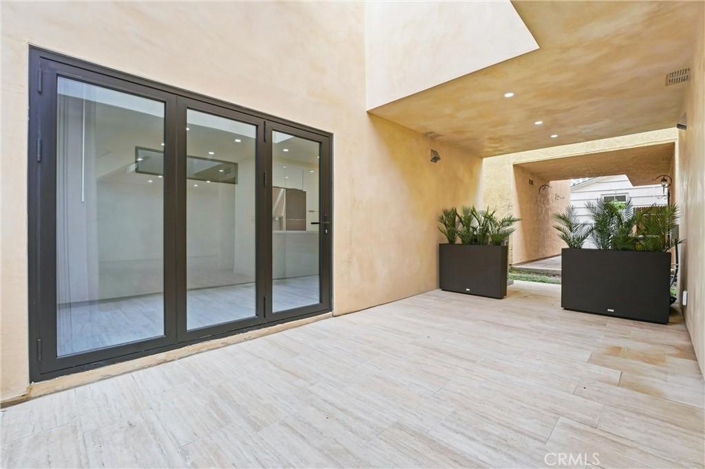 MLS #OC26001205 image #0