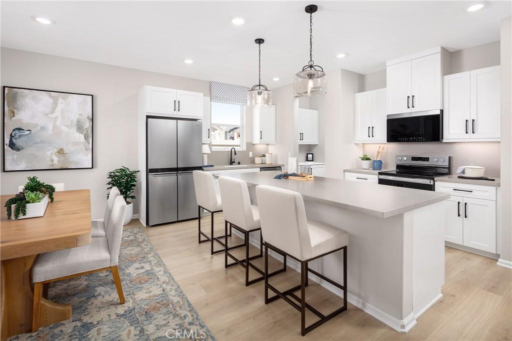 MLS #OC26001221 image #0