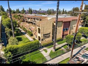 MLS #OC26001834 image #0