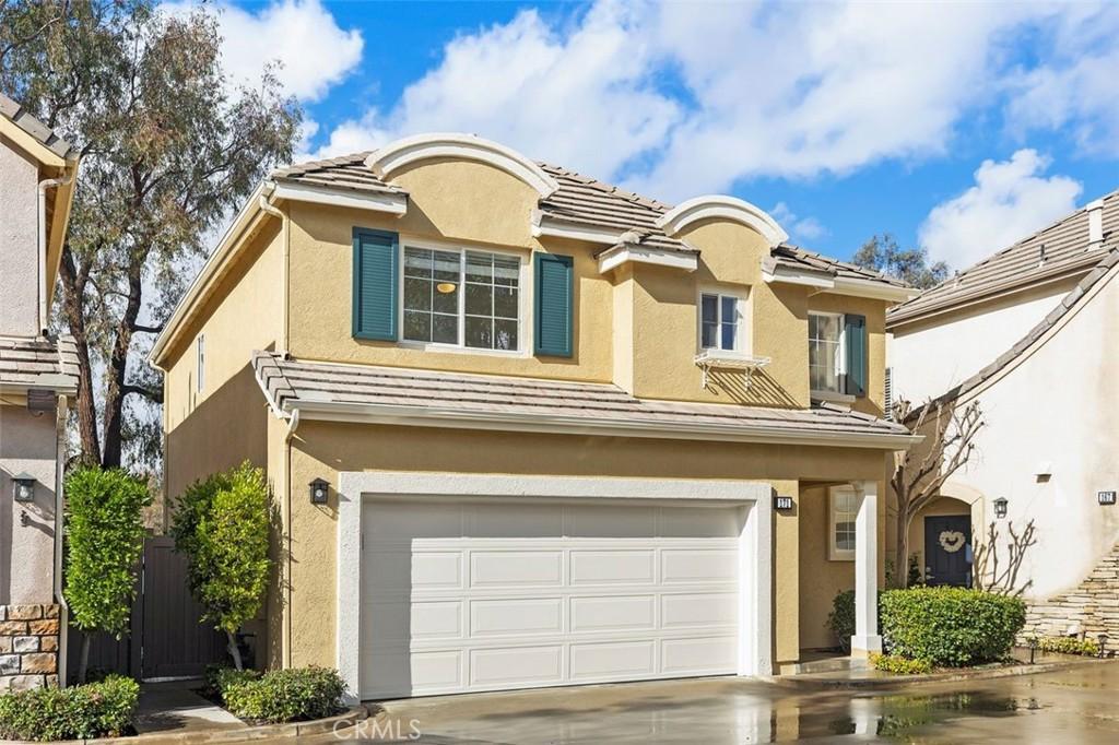 MLS #OC26001840 image #0