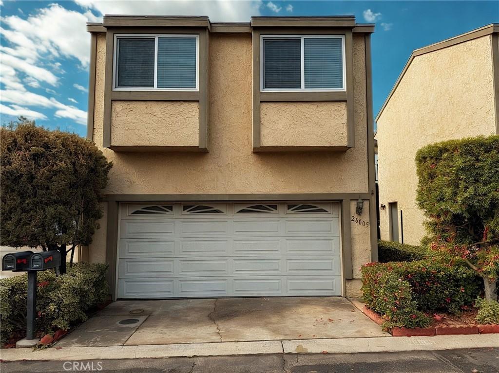 MLS #OC26001905 image #0