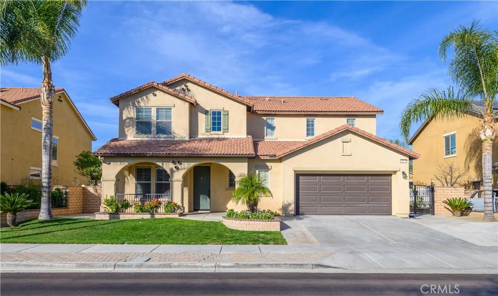 MLS #OC26002218 image #0