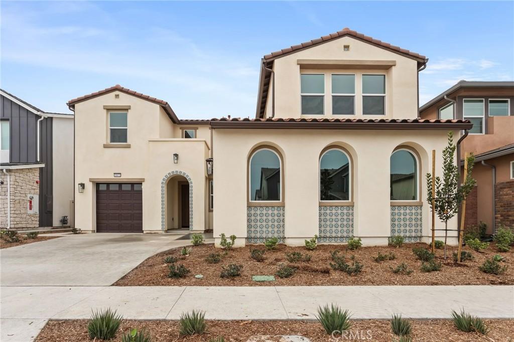 MLS #OC26002242 image #0