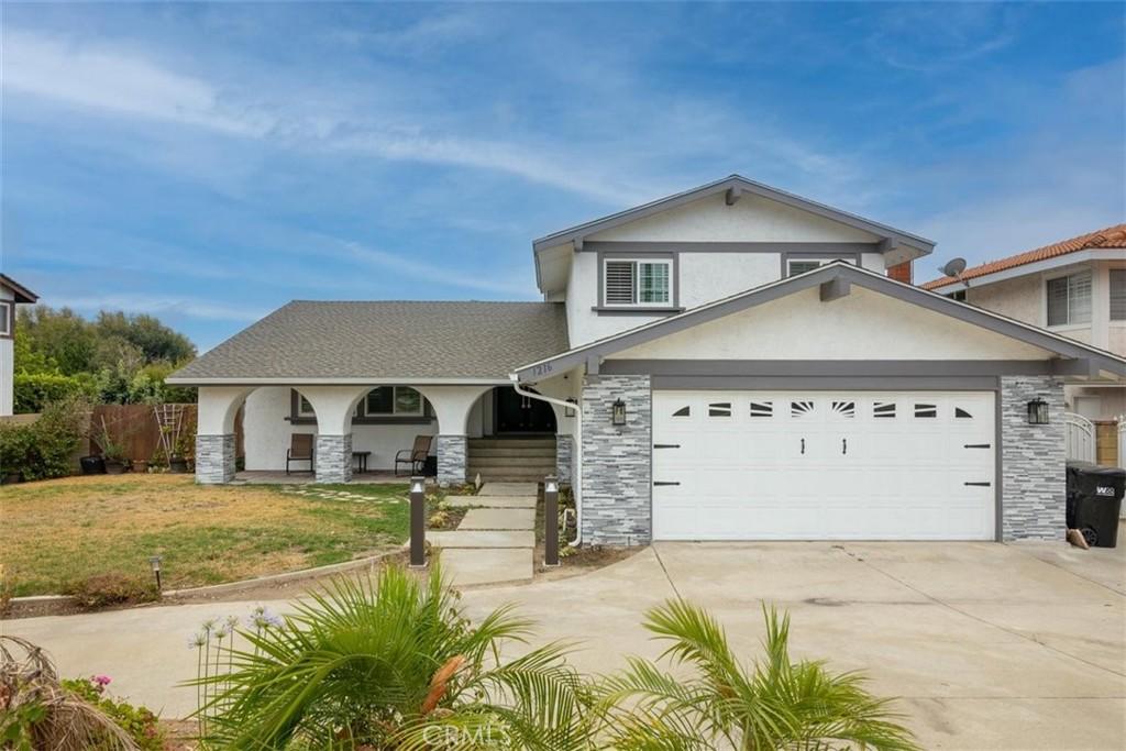 MLS #OC26002243 image #0