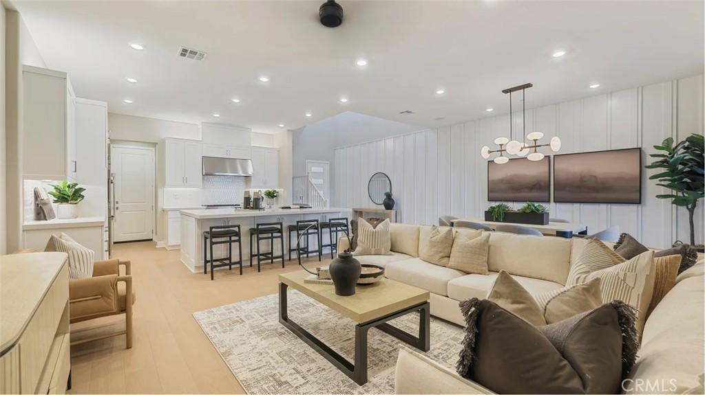 MLS #OC26002750 image #0