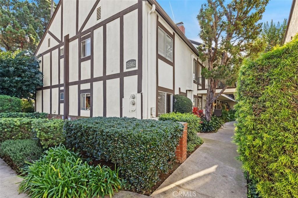 MLS #OC26003009 image #0