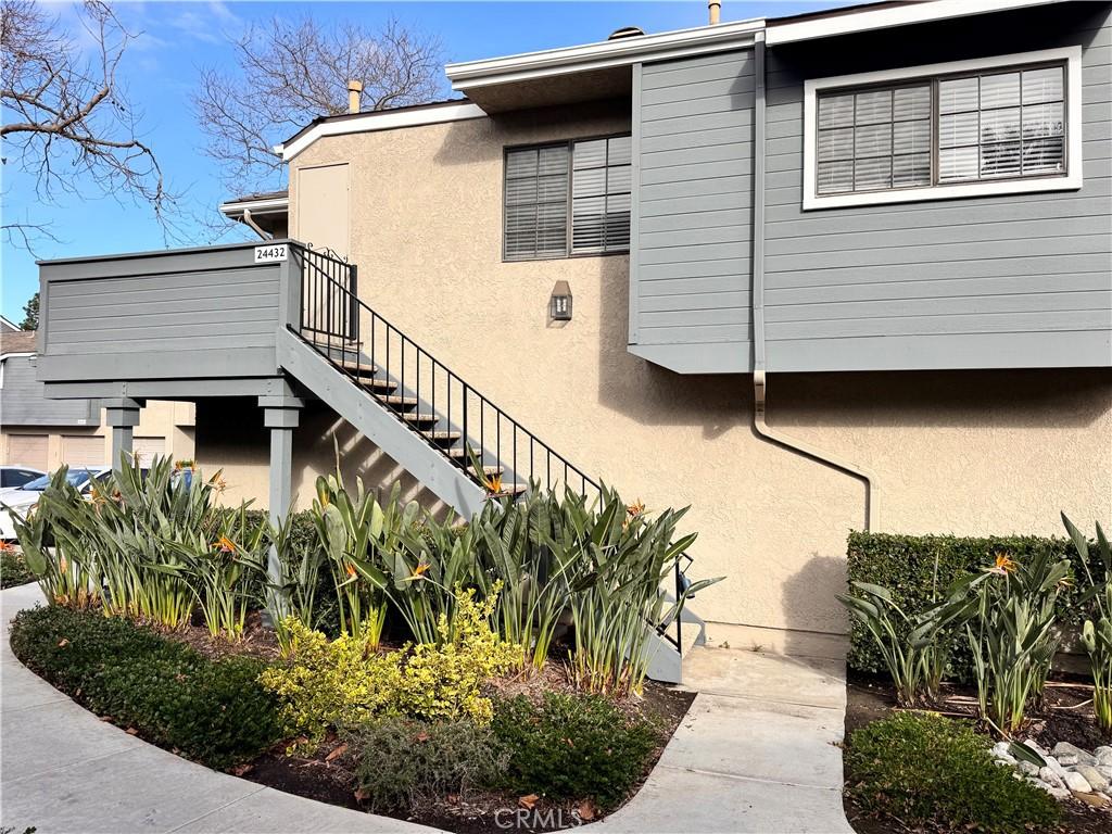 MLS #OC26003400 image #0