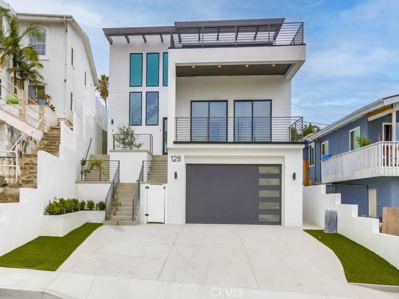 MLS #OC26004107 image #0