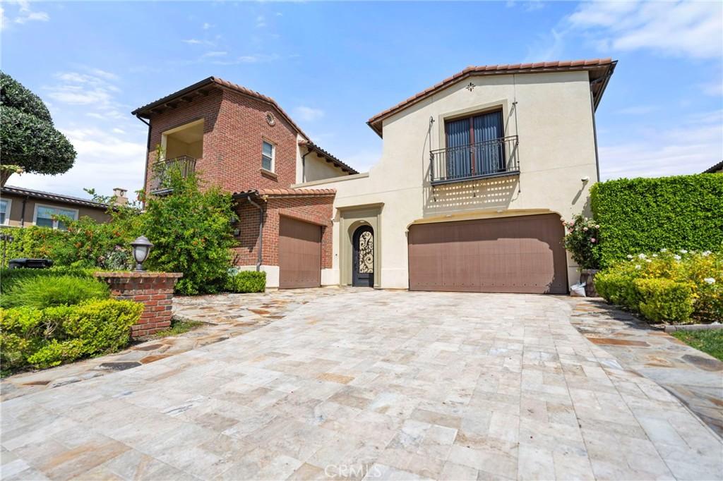 MLS #OC26005080 image #0