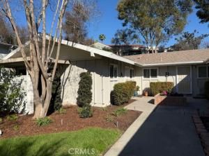 MLS #OC26005167 image #0