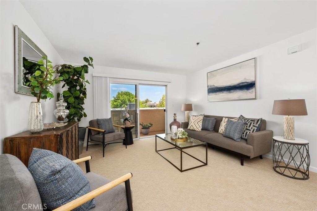 MLS #OC26005282 image #0