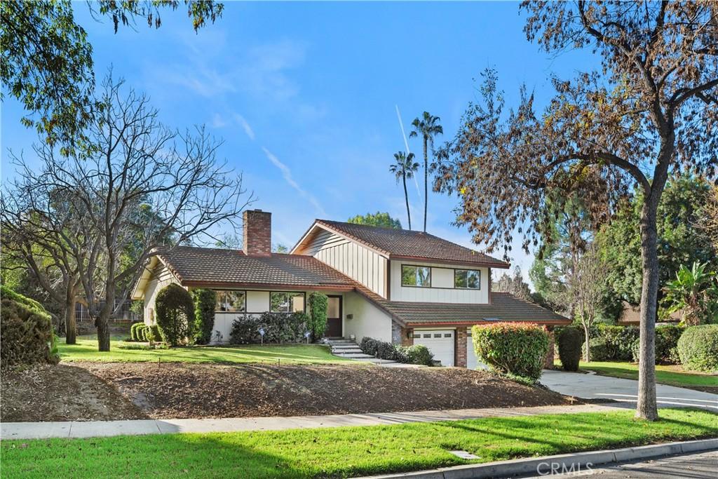 MLS #OC26005408 image #0