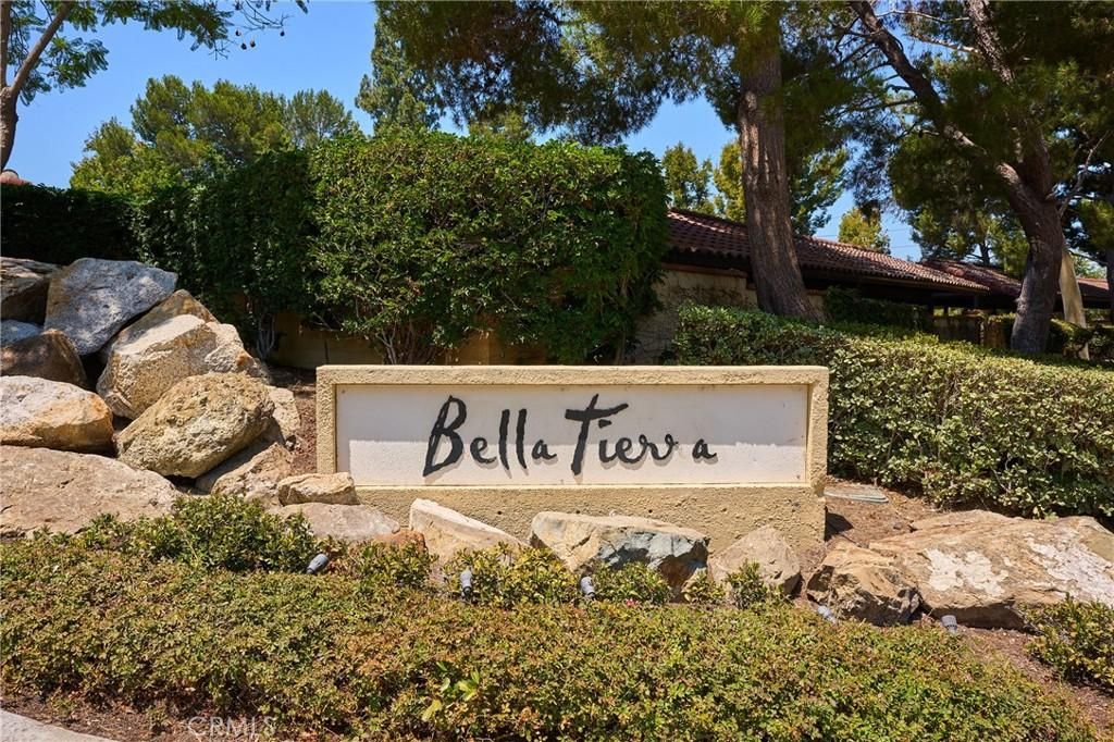 MLS #OC26005437 image #0