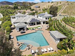 MLS #OC26005876 image #0