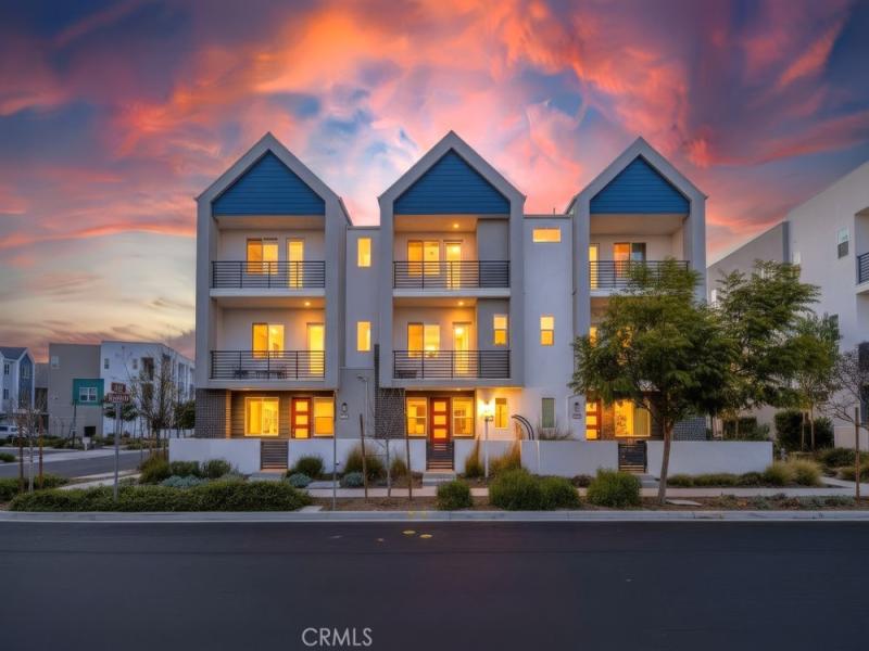 MLS #OC26006035 image #0