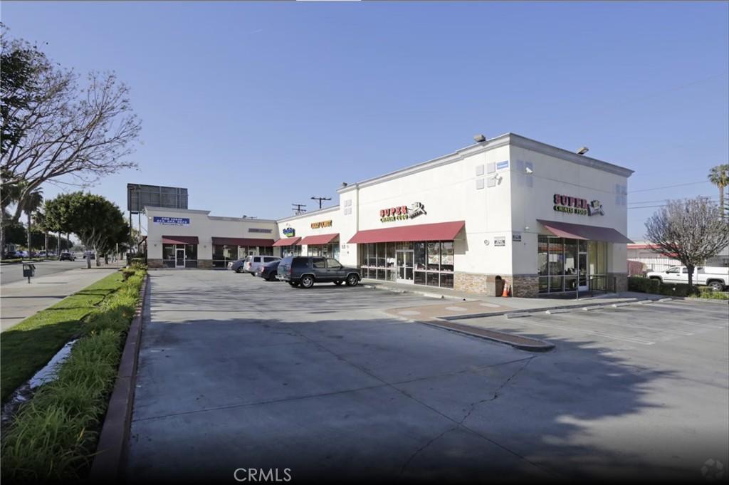 MLS #OC26006038 image #0