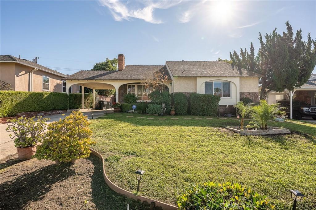 MLS #OC26006258 image #0