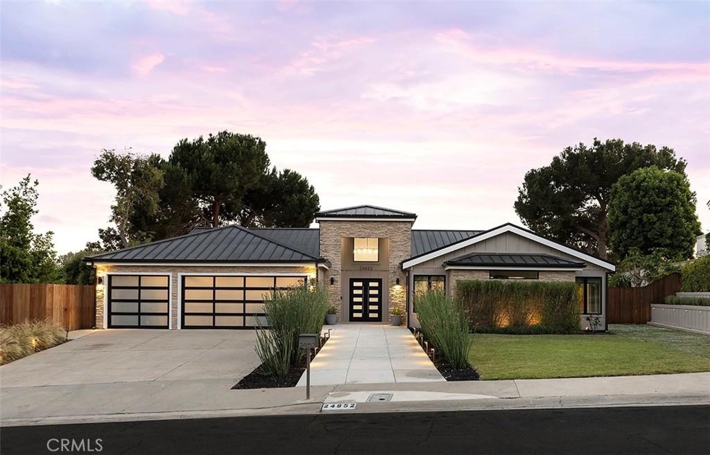 MLS #OC26006543 image #0