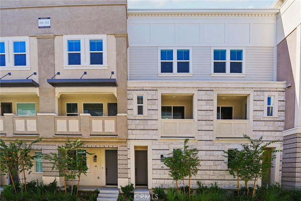 MLS #OC26007090 image #0