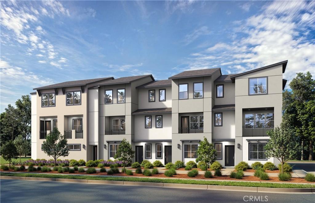 MLS #OC26007143 image #0