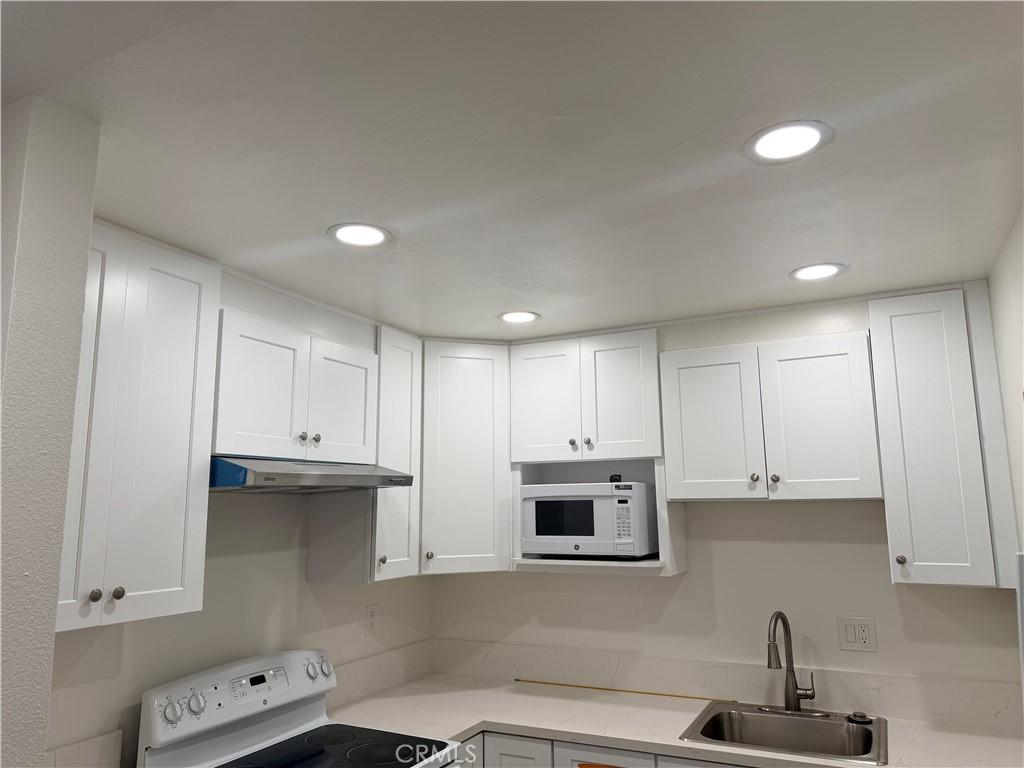 MLS #OC26008087 image #0