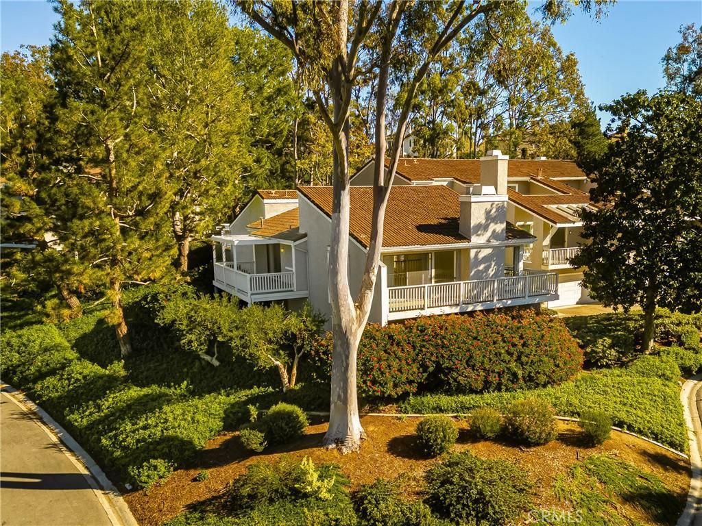 MLS #OC26008159 image #0