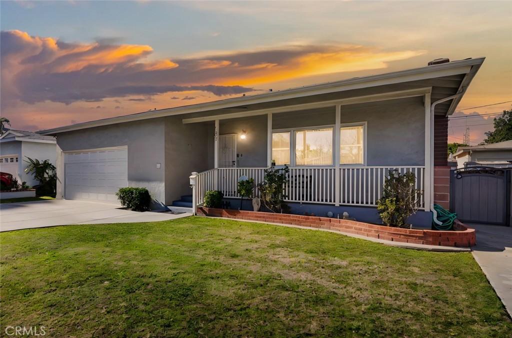 MLS #OC26008915 image #0