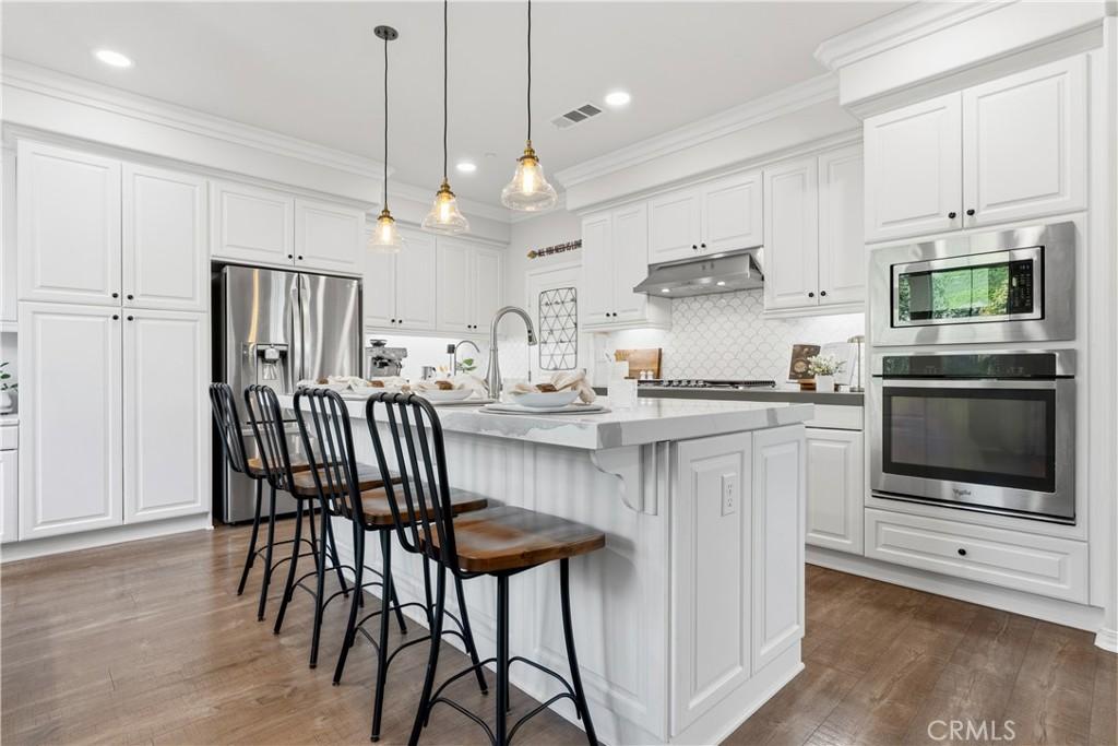 MLS #OC26009173 image #0