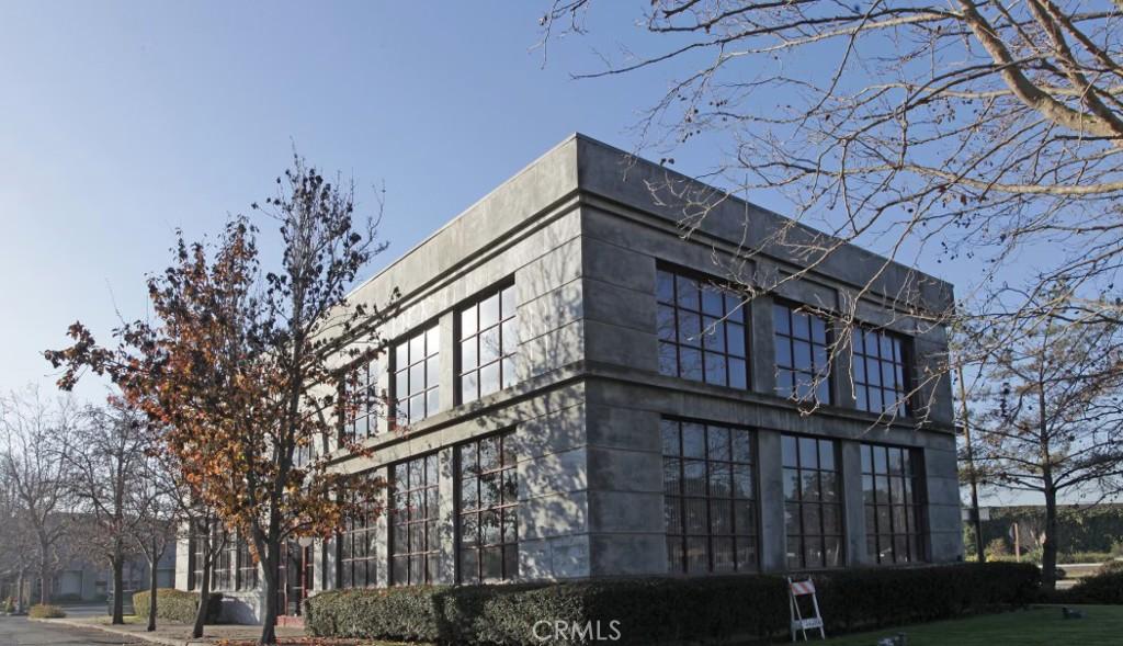 MLS #OC26009337 image #0