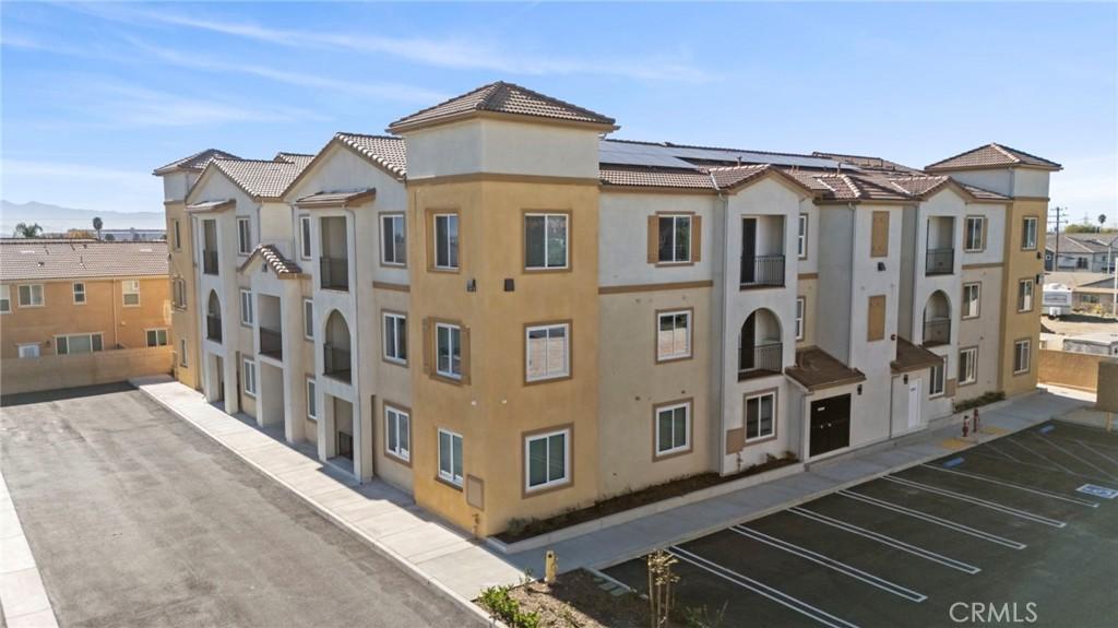 MLS #OC26009448 image #0