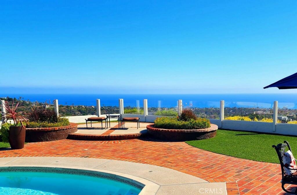 MLS #OC26010279 image #0