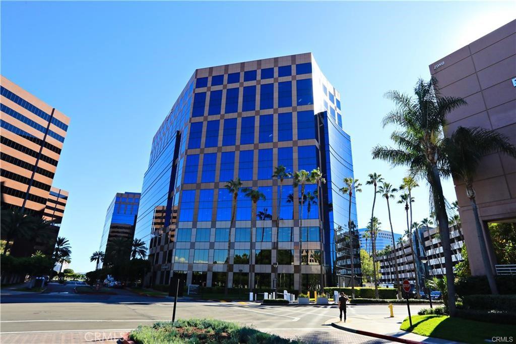 MLS #OC26010316 image #0