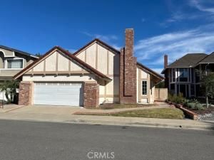 MLS #OC26010325 image #0