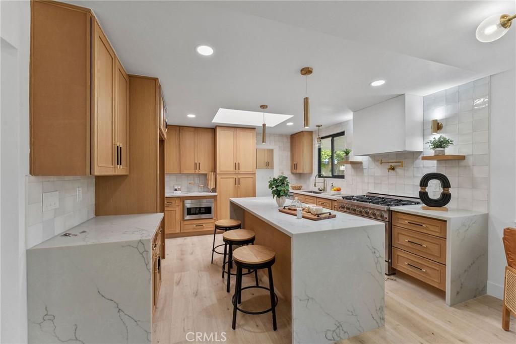 MLS #OC26010713 image #0