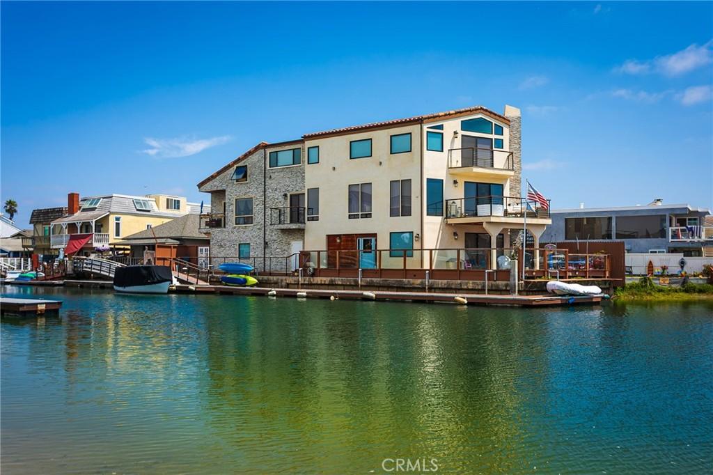 MLS #OC26011433 image #0