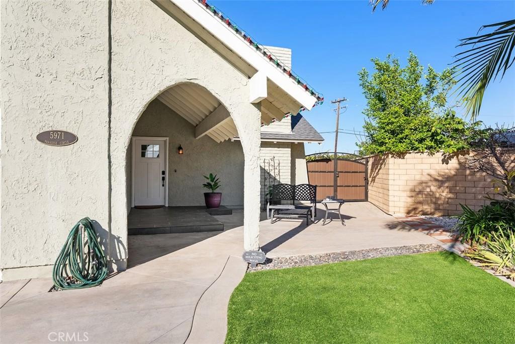 MLS #OC26011505 image #0